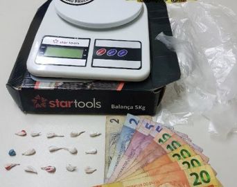 Casal é preso por tráfico de drogas e associação