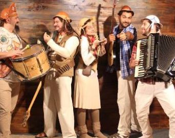 Banda Uskabras du Forró abre hoje a 36ª Fampop