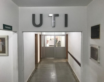 Santa Casa diz que deve receber mais insumos para pacientes internados 