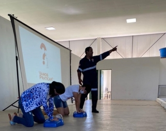 Educadores de Paranapanema recebem treinamento de primeiros socorros 
