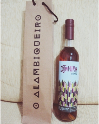 Empresário lança cachaça em homenagem à obra da artista avareense Djanira