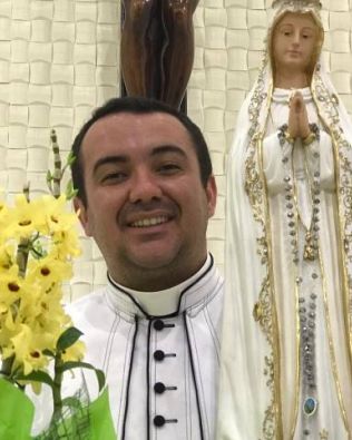 Padre Edélcio vai receber título de Cidadão Avareense nesta quarta-feira