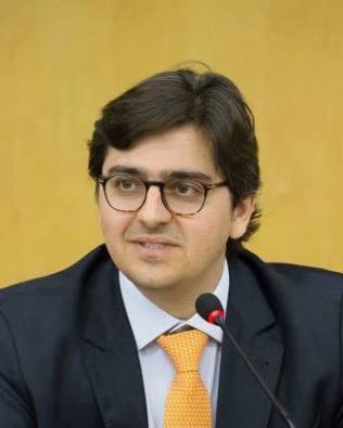 Rafael Valim lança novo livro no Instituto Federal