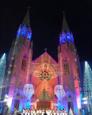 Botucatu celebra o Natal com vila do Papai Noel, corais, orquestras e outras atrações
